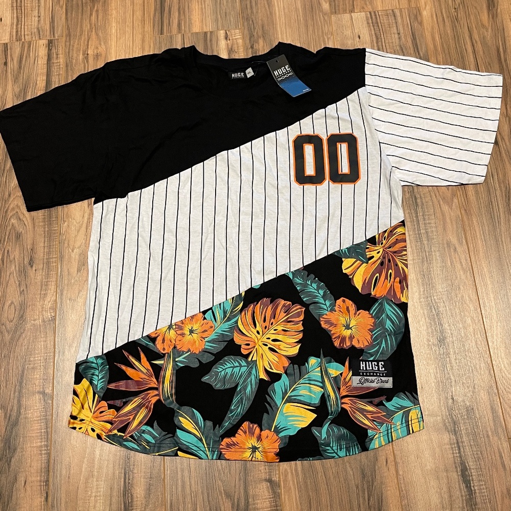 Huge Exchange Big & Tall Shirt. Size 4XL. NWT!